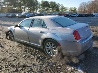 2016 Chrysler 300 Limited with VIN 2C3CCARG4GH344211, listed as a Copart auction lot 82223934 with 88,347 mi miles and Salvage Title. Bid and sale history available at DreamBid. Image 2.