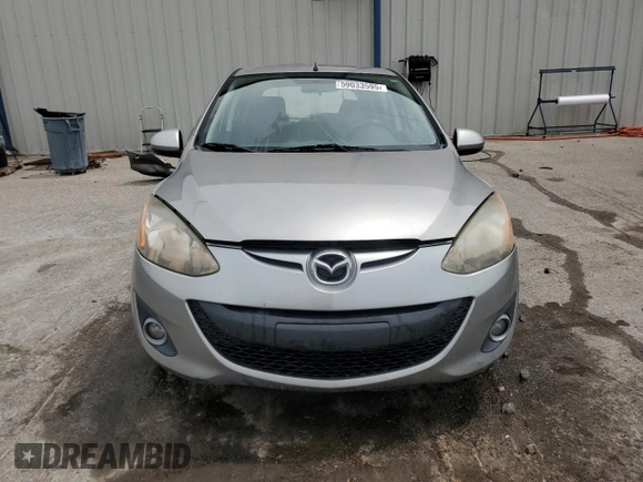2013 Mazda 2 Touring z VIN JM1DE1LZ5D0162425, wystawiony jako Copart lot #59033595 z przebiegiem 225 932 mil mil oraz Szkoda całkowita • Salvage title. Historia ofert i sprzedaży dostępna na DreamBid. Obrazek 5.