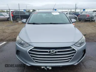 2017 Hyundai Elantra Limited z VIN 5NPD84LF6HH110163, wystawiony jako IAAI lot #41978553 z przebiegiem 195 760 mil mil oraz . Historia ofert i sprzedaży dostępna na DreamBid. Obrazek 12.