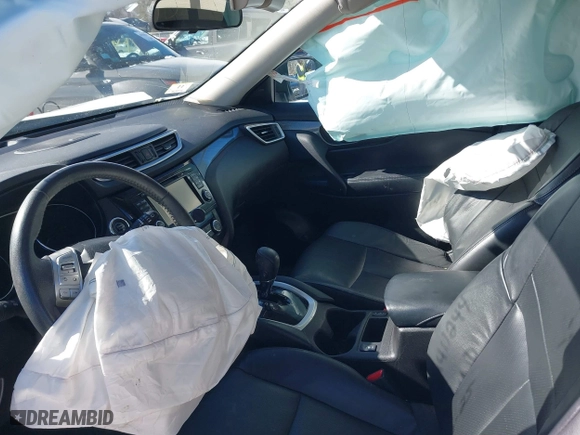 2015 Nissan Rogue SL with VIN 5N1AT2MV0FC791503, listed as a IAAI auction lot 41622888 with 110,792 mi miles. Bid and sale history available at carsss.com. Image 5.