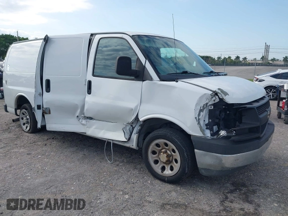 2014 Chevrolet Express Cargo Van with VIN 1GCSGAFX2E1121841, listed as a IAAI auction lot 42028712 with 164,768 mi miles. Bid and sale history available at carsss.com. Image 1.