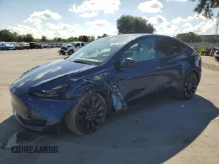 2022 Tesla Model Y Performance z VIN 7SAYGDEF8NF496924, wystawiony jako Copart lot #60777275 z przebiegiem 70 780 mil mil oraz Szkoda całkowita • Salvage title. Historia ofert i sprzedaży dostępna na DreamBid. Obrazek 1.