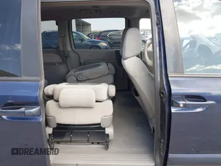 2007 Kia Sedona EX with VIN KNDMB233276191439, listed as a IAAI auction lot 41829259 with 146,147 mi miles. Bid and sale history available at carsss.com. Image 8.