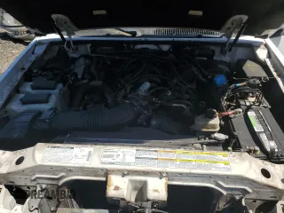 2001 Ford Explorer Sport z VIN 1FMYU60E01UC94401, wystawiony jako Copart lot #53658415 z przebiegiem 75 660 mil mil oraz Szkody całkowita. Historia ofert i sprzedaży dostępna na DreamBid. Obrazek 12.