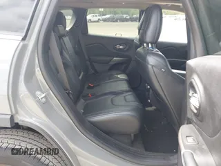 2020 Jeep Cherokee Limited z VIN 1C4PJMDX7LD574229, wystawiony jako IAAI lot #42166058 z przebiegiem 84 935 mil mil oraz . Historia ofert i sprzedaży dostępna na DreamBid. Obrazek 8.