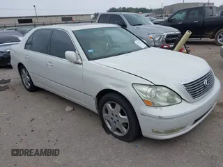 2004 Lexus LS 430 with VIN JTHBN36F940144951, listed as a IAAI auction lot 41795221 with 125,026 mi miles. Bid and sale history available at carsss.com. Image 1.