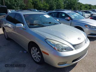 2004 Lexus ES 350 with VIN JTHBA30G845005734, listed as a IAAI auction lot 42501315 with 266,989 mi miles and . Bid and sale history available at DreamBid. Image 1.
