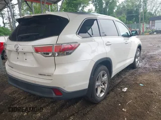 2015 Toyota Highlander Limited with VIN 5TDDKRFH5FS074839, listed as a IAAI auction lot 42280474 with 90,178 mi miles and . Bid and sale history available at DreamBid. Image 4.
