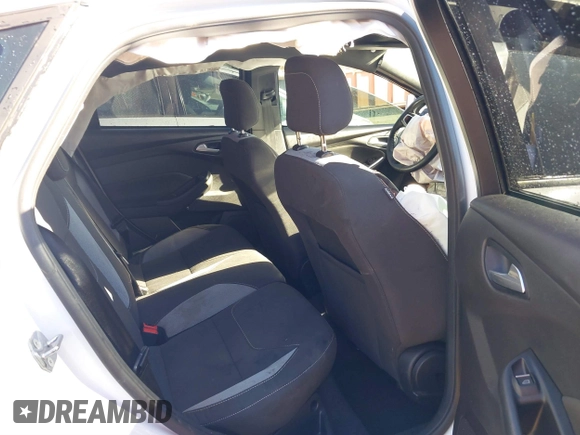 2017 Ford Focus ST with VIN 1FADP3L94HL214904, listed as a IAAI auction lot 40544868 with 77,098 mi miles and . Bid and sale history available at carsss.com. Image 8.