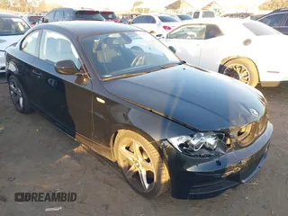 2010 BMW 1 Series 135i with VIN WBAUC7C52AVK81261, listed as a IAAI auction lot 41344077 with 110,745 mi miles and . Bid and sale history available at carsss.com. Image 1.