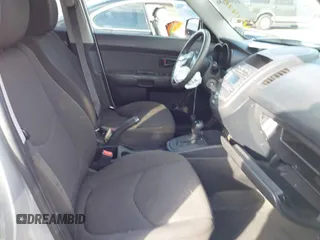 2012 Kia Soul with VIN KNDJT2A59C7391470, listed as a IAAI auction lot 41593186 with 83,299 mi miles. Bid and sale history available at carsss.com. Image 5.