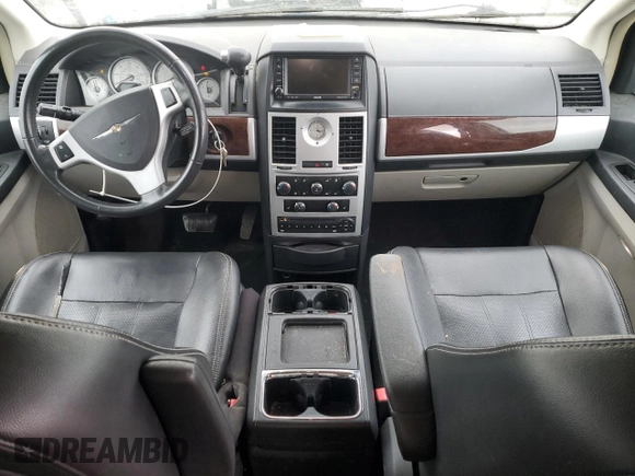 2010 Chrysler Town & Country Touring Plus with VIN 2A4RR8D10AR430966, listed as a Copart auction lot 55720095 with 170,128 mi miles and Clean Title. Bid and sale history available at DreamBid. Image 8.