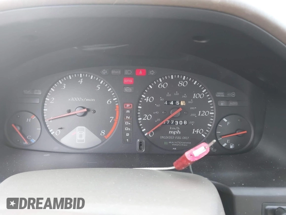 1999 Acura CL Premium z VIN 19UYA2250XL006640, wystawiony jako IAAI lot #41393749 z przebiegiem 77 308 mil mil oraz . Historia ofert i sprzedaży dostępna na DreamBid. Obrazek 7.