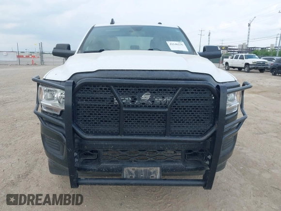 2022 Ram 2500 Tradesman with VIN 3C6UR5CJ6NG130982, listed as a IAAI auction lot 42146236 with 123,114 mi miles. Bid and sale history available at carsss.com. Image 12.