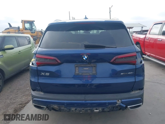 2020 BMW X5 sDrive40i with VIN 5UXCR4C07L9C27998, listed as a IAAI auction lot 41652088 with 59,009 mi miles and . Bid and sale history available at DreamBid. Image 17.
