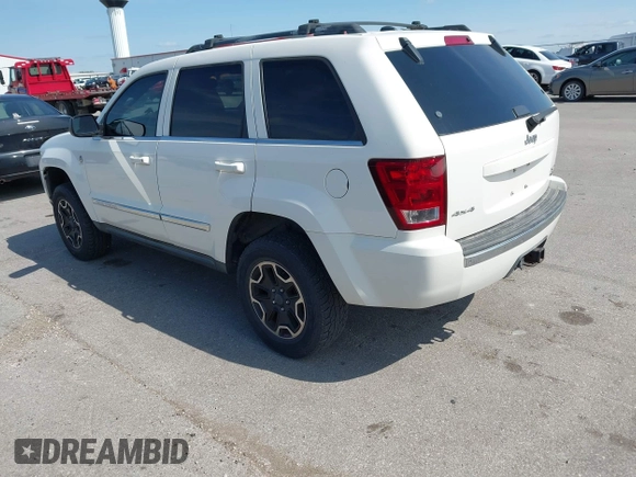 2005 Jeep Grand Cherokee Limited with VIN 1J8HR58245C723778, listed as a IAAI auction lot 42763212 with 127,266 mi miles and . Bid and sale history available at DreamBid. Image 3.