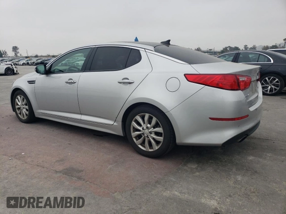 2015 Kia Optima EX z VIN 5XXGN4A71FG396076, wystawiony jako Copart lot #55306755 z przebiegiem 59 330 mil mil oraz Szkoda całkowita • Salvage title. Historia ofert i sprzedaży dostępna na DreamBid. Obrazek 2.