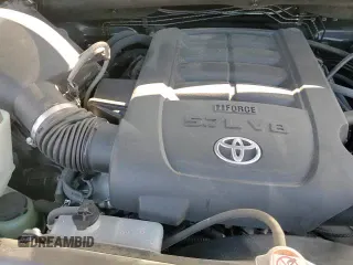 2018 Toyota Tundra SR5 с VIN 5TFDY5F11JX749082, выставлен на аукционе Copart как лот 80940435 с пробегом 61 383 миль миль и Списание • Salvage title. История ставок и продаж доступна на DreamBid. Изображение 13.
