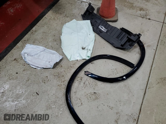 2020 BMW X5 M50i with VIN 5UXJU4C01L9D04371, listed as a Copart auction lot 49628425 with 78,252 mi miles and Salvage Title. Bid and sale history available at DreamBid. Image 13.