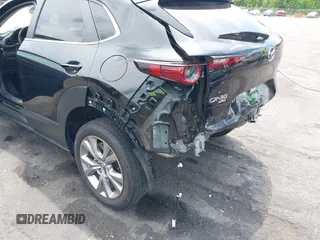 2023 Mazda CX-30 S Carbon Edition с VIN 3MVDMBCM7PM549197, выставлен на аукционе IAAI как лот 42224977 с пробегом 22 201 миль миль и . История ставок и продаж доступна на DreamBid. Изображение 6.