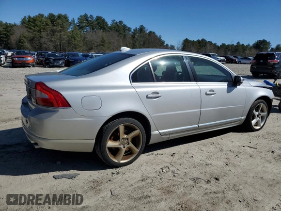2010 Volvo S80 I6 Turbo with VIN YV1992AH4A1114084, listed as a Copart auction lot 49913565 with 177,977 mi miles and Clean Title. Bid and sale history available at carsss.com. Image 3.