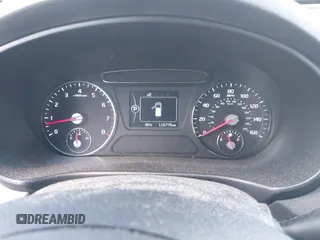 2016 Kia Sorento LX z VIN 5XYPGDA55GG179314, wystawiony jako IAAI lot #42026486 z przebiegiem 116 774 mil mil oraz . Historia ofert i sprzedaży dostępna na DreamBid. Obrazek 7.