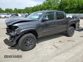 2022 Toyota Tacoma SR z VIN 3TYCZ5AN4NT071477, wystawiony jako Copart lot #57583165 z przebiegiem 16 457 mil mil oraz Szkoda całkowita • Salvage title. Historia ofert i sprzedaży dostępna na DreamBid. Obrazek 1.