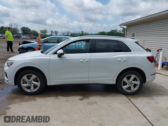 2022 Audi Q3 Premium Plus with VIN WA1BUCF36N1138119, listed as a IAAI auction lot 42536021 with 25,797 mi miles and . Bid and sale history available at DreamBid. Image 15.