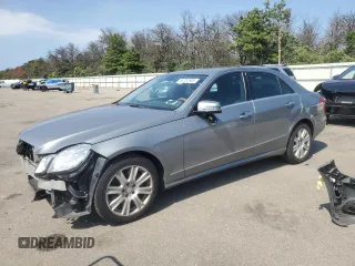 2013 Mercedes-Benz E 350 Luxury with VIN WDDHF8JB9DA761082, listed as a Copart auction lot 64737685 with 125,753 mi miles and Salvage title. Bid and sale history available at DreamBid. Image 1.