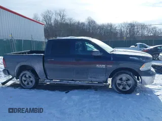 2013 Ram 1500 Express z VIN 1C6RR7KT5DS692688, wystawiony jako IAAI lot #41315199 z przebiegiem 216 438 mil mil oraz . Historia ofert i sprzedaży dostępna na DreamBid. Obrazek 13.