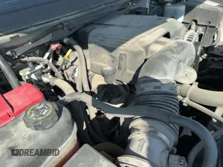 2007 Chevrolet Suburban LT z VIN 3GNFK163X7G242433, wystawiony jako Copart lot #85521745 z przebiegiem 167 347 mil mil oraz Czysty tytuł • Clean title. Historia ofert i sprzedaży dostępna na DreamBid. Obrazek 11.