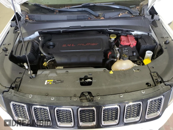 2020 Jeep Compass Latitude with VIN 3C4NJDBB8LT112495, listed as a Copart auction lot 60070765 with 63,055 mi miles and Salvage title. Bid and sale history available at DreamBid. Image 12.