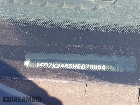 2017 Ford F-250 XL z VIN 1FD7X2A65HED73084, wystawiony jako IAAI lot #41833369 z przebiegiem 136 125 mil mil oraz . Historia ofert i sprzedaży dostępna na DreamBid. Obrazek 9.