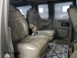 2006 GMC Savana Cargo Van YF7 Upfitter with VIN 1GDFH15T461162417, listed as a Copart auction lot 72986914 with 147,424 mi miles and Clean Title. Bid and sale history available at carsss.com. Image 11.