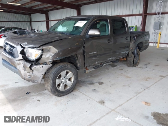 2013 Toyota Tacoma with VIN 3TMLU4EN4DM118438, listed as a IAAI auction lot 42285446 with 162,751 mi miles and . Bid and sale history available at DreamBid. Image 2.