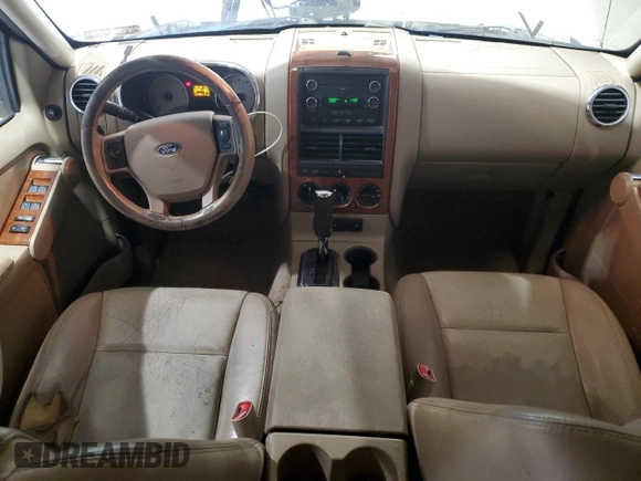 2010 Ford Explorer Eddie Bauer z VIN 1FMEU6EE5AUA22888, wystawiony jako Copart lot #57605205 z przebiegiem 148 063 mil mil oraz Czysty tytuł • Clean title. Historia ofert i sprzedaży dostępna na DreamBid. Obrazek 8.