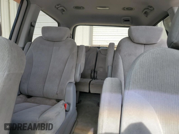 2007 Kia Sedona LX with VIN KNDMB233X76182262, listed as a Copart auction lot 48689735 with 143,041 mi miles and Salvage Title. Bid and sale history available at carsss.com. Image 10.