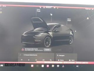 2022 Tesla Model Y Long Range z VIN 7SAYGDEE0NF508958, wystawiony jako IAAI lot #42191819 z przebiegiem 60 880 mil mil oraz . Historia ofert i sprzedaży dostępna na DreamBid. Obrazek 18.