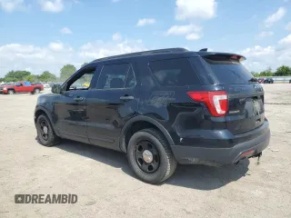 2017 Ford Police Interceptor Utility z VIN 1FM5K8AR3HGD06877, wystawiony jako Copart lot #61290825 z przebiegiem 111 299 mil mil oraz Czysty tytuł • Clean title. Historia ofert i sprzedaży dostępna na DreamBid. Obrazek 2.