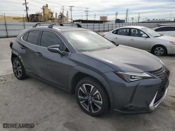 2022 Lexus UX with VIN JTHX9JBH9N2056431, listed as a Copart auction lot 47216455 with 68,052 mi miles and Salvage Title. Bid and sale history available at carsss.com. Image 4.