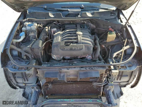 2016 Volkswagen Touareg Lux with VIN WVGEF9BP0GD000663, listed as a Copart auction lot 45545355 with 152,802 mi miles and Salvage Title. Bid and sale history available at carsss.com. Image 12.