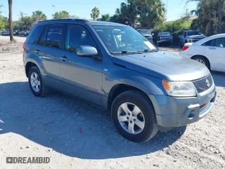 2006 Suzuki Grand Vitara Premium with VIN JS3TD943064100693, listed as a IAAI auction lot 41772479 with 135,901 mi miles. Bid and sale history available at carsss.com. Image 1.