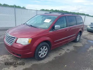 2010 Chrysler Town & Country Touring Plus with VIN 2A4RR8D13AR423431, listed as a IAAI auction lot 42156947 with 192,433 mi miles. Bid and sale history available at carsss.com. Image 2.