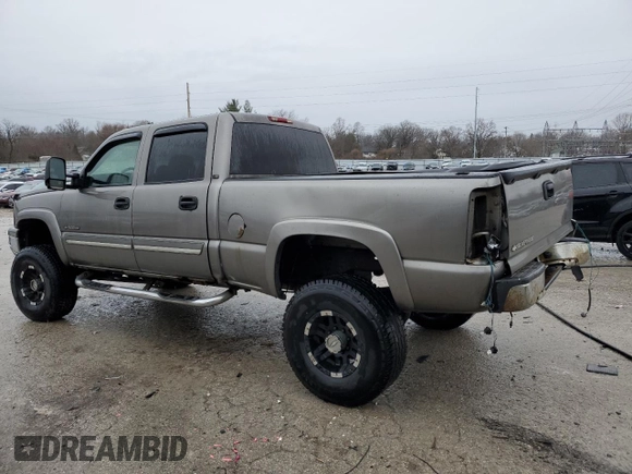 2006 Chevrolet Silverado 1500HD LT2 z VIN 1GCGK13U36F113489, wystawiony jako Copart lot #86367064 z przebiegiem 276 288 mil mil oraz Nie do naprawy • Non repairable. Historia ofert i sprzedaży dostępna na DreamBid. Obrazek 2.