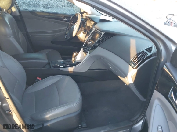 2013 Hyundai Sonata SE with VIN 5NPEC4AC2DH603893, listed as a IAAI auction lot 40996294 with 124,954 mi miles. Bid and sale history available at carsss.com. Image 5.