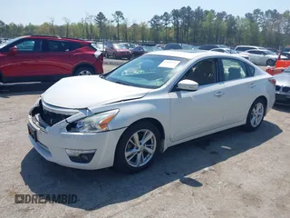 2015 Nissan Altima S with VIN 1N4AL3AP2FN399469, listed as a IAAI auction lot 42021456 with 33,885 mi miles and . Bid and sale history available at DreamBid. Image 2.