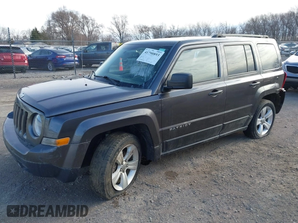 2016 Jeep Patriot High Altitude z VIN 1C4NJPFA5GD543228, wystawiony jako IAAI lot #41790893 z przebiegiem 109 949 mil mil oraz . Historia ofert i sprzedaży dostępna na DreamBid. Obrazek 2.
