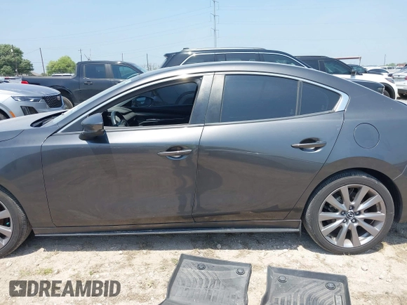 2021 Mazda 3 Preferred with VIN JM1BPACL1M1317639, listed as a IAAI auction lot 41939340 with 51,195 mi miles and . Bid and sale history available at DreamBid. Image 15.