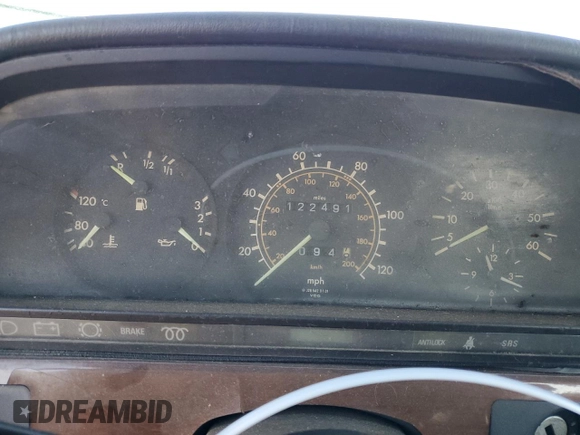1985 Mercedes-Benz 300 SD with VIN WDBCB20D4FA171583, listed as a Copart auction lot 82440814 with 122,491 mi miles and Clean Title. Bid and sale history available at DreamBid. Image 9.