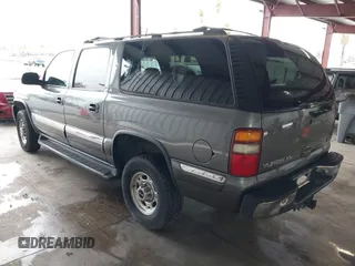 2001 GMC Yukon XL SLT with VIN 3GKGK26G31G116450, listed as a IAAI auction lot 41458357 with 203,095 mi miles. Bid and sale history available at carsss.com. Image 3.
